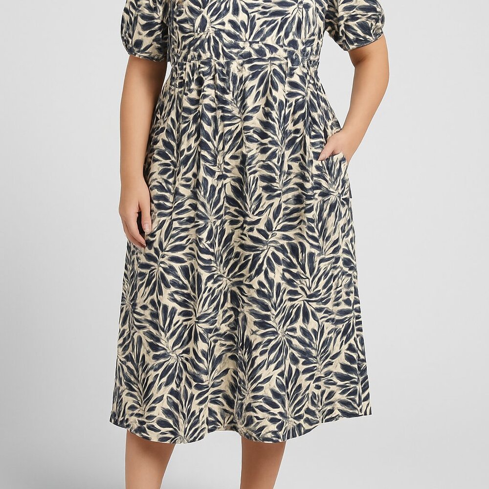 Hayden Los Angeles‎ Black & Cream Leaf Print Midi Dress